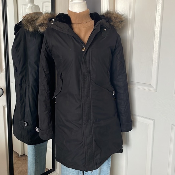 ARITZIA TNA black ski jacket - Picture 9 of 12